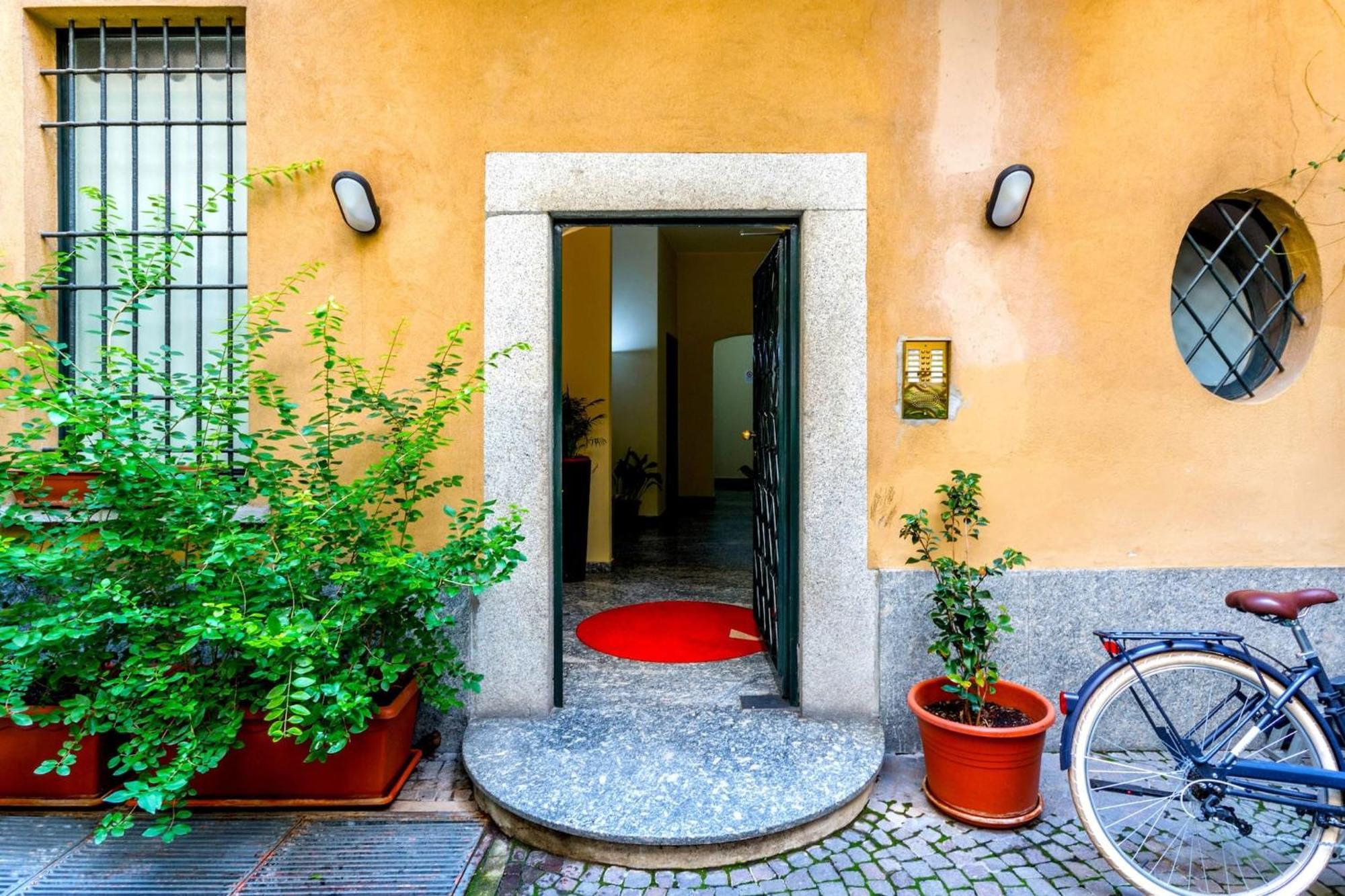 Lovely Apartments In The Hearth Of Brera By Rentopolis Milan Extérieur photo