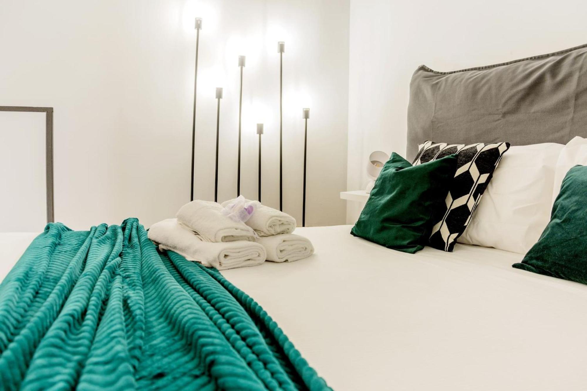 Lovely Apartments In The Hearth Of Brera By Rentopolis Milan Extérieur photo